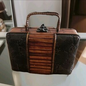 Vintage Wooden bamboo and embossed floral box bag. Contents In Bag Not Incl 😀